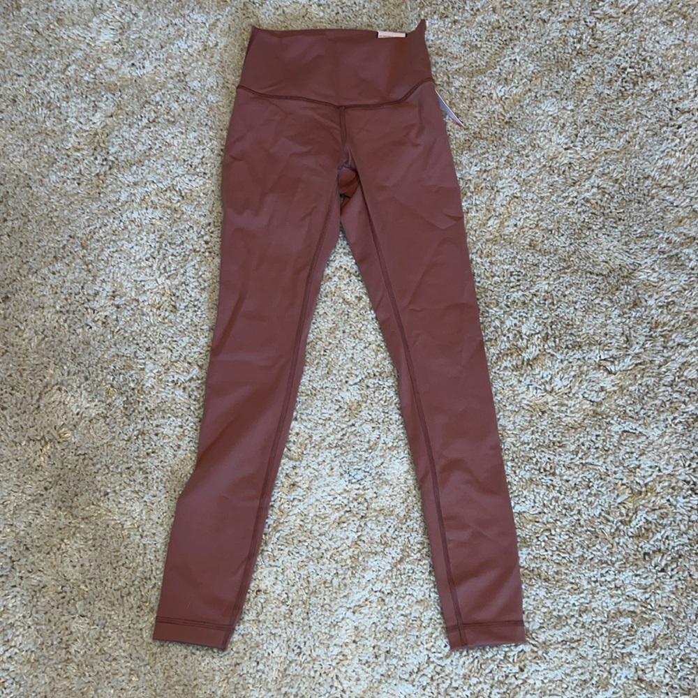 Victoria’s Secret high-rise leggings